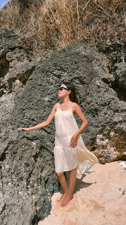 ITZY LINEN MIDI DRESS